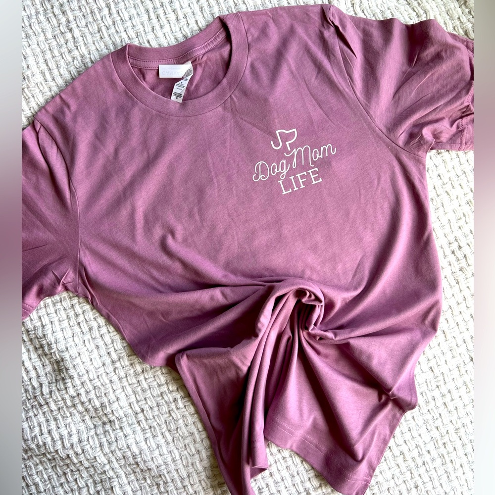 Dog Mom T-Shirt